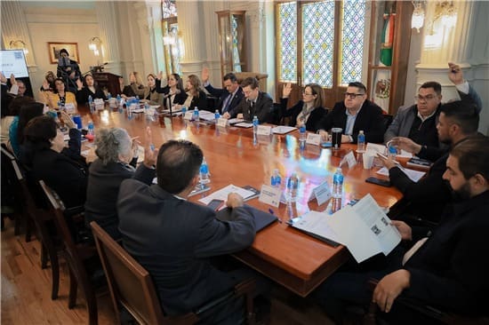 Proponen PT, PVEM y MC que perdedores de las Alcaldías sean Regidores