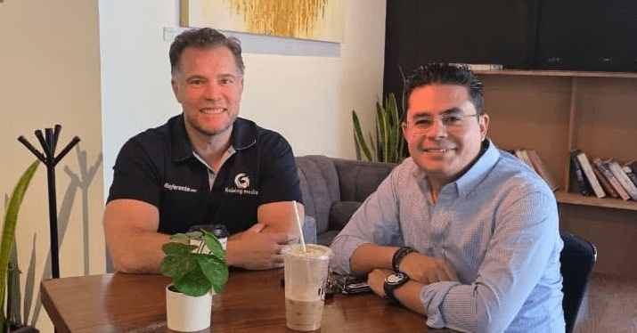 Cruz Camberos y Rafa se toman un café para definir proyectos