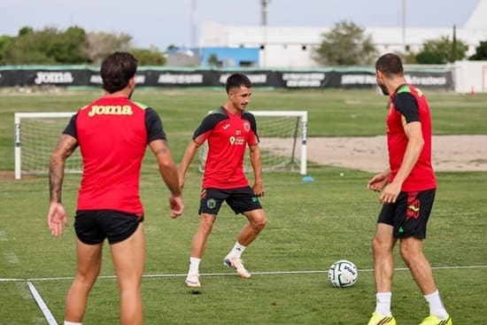 Afina detalles Bravos Fc Juárez