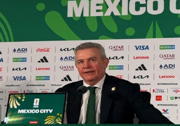 Javier  Aguirre pone fin a su carrera y cede a Rafa Marquez