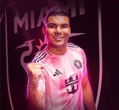 Ficha equipo de la MLS  al veterano Casemiro