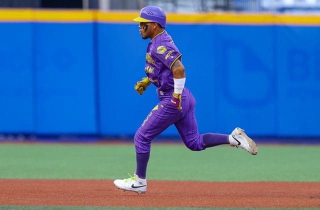 Dorados se impone contra charros y se queda con la serie
