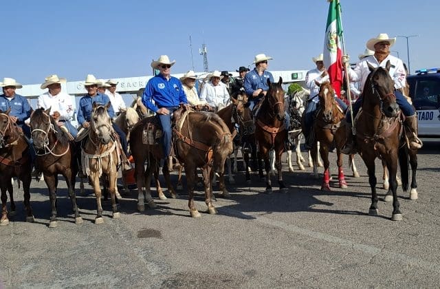 Cabalgata Villista suma hasta 40% más jinetes durante su recorrido hacia Chihuahua