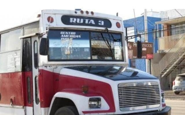 📽Mientras tanto pasajeros de un camión urbano en Chihuahua