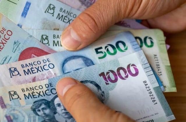 Advierten los riesgos de pedir dinero adelantado de su afore