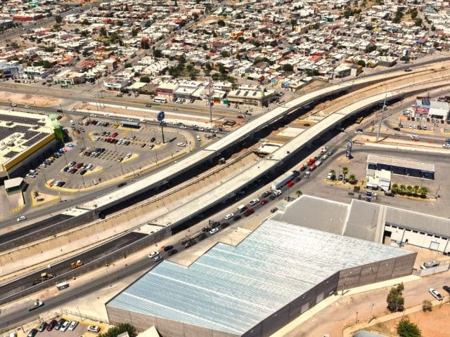 Registra 82% de avance la construcción del paso superior en Los Nogales e Industrias