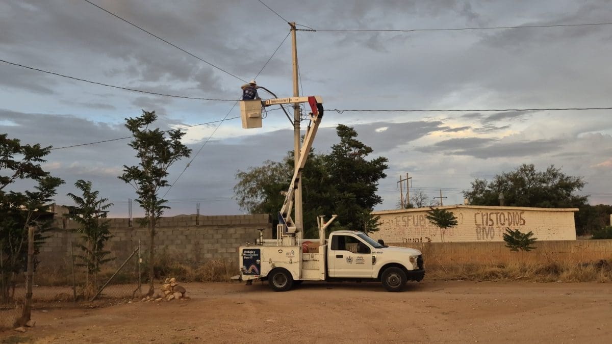 Modernizan alumbrado público LED en 40 ejidos del municipio de Chihuahua