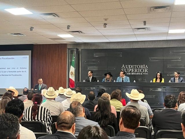 Auditorías estatal y federal coordinarán fiscalización de los 67 municipios de Chihuahua