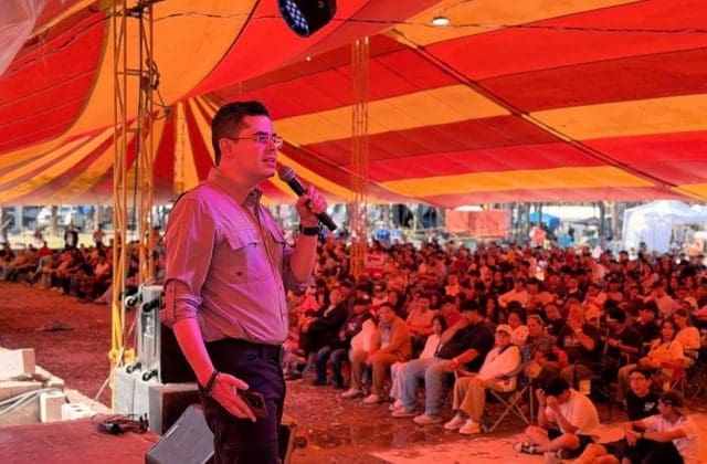 Llama Rafa Loera a más de 5 mil jóvenes a fortalecer liderazgo