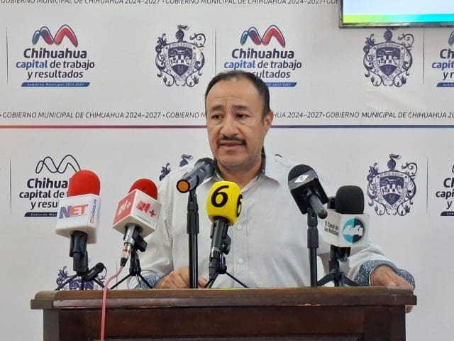 Municipio apoyará gestión para regularizar puente de la calle Sierra de la Silla en la colonia Margarita: Carlos Rivas