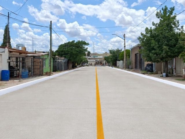 Concluyen pavimentación de calle Acetona en la colonia Juan Güereca