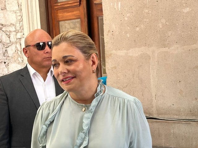 Culpa Maru Campos a Federación por entrada de gusano barrenador a Chihuahua