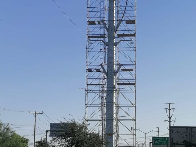Trabajos colapsan circulación en Fuerza Aérea Mexicana y Juan Pablo II